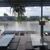 บรรยากาศ Mee D ฟาร์มปูนิ่ม