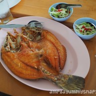 ร้านชายหาด