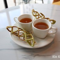 ชาญบุรี บูติค รีสอร์ต