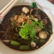 ขาหมูนายเพิ่ม