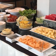 ชาญบุรี บูติค รีสอร์ต