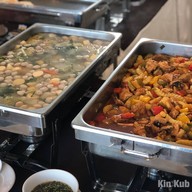 ชาญบุรี บูติค รีสอร์ต