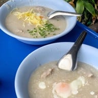 เมนูของร้าน ร้านโจ๊กบุญรวม