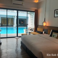 ชาญบุรี บูติค รีสอร์ต