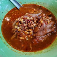 เมนูของร้าน ก๋วยเตี๋ยวแพนด้า บ้านอุ๋ม2 ปากซอยวัดผาฯ