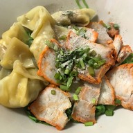 เมนูของร้าน เย็นตาโฟฮ่องกง ทุ่งรี