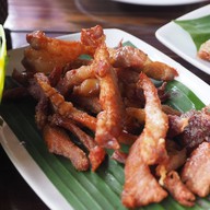 ร้านตำรับลาว (อาหารอีสาน & อาหารตามสั่ง)