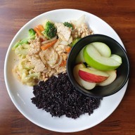 หยบแม่มาทำนิน้อง Restaurant&cafe