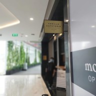 หน้าร้าน Vanilla Cafeteria EmQuartier