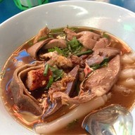 เมนูของร้าน ก๋วยจั๊บเฮียตั่วเท๊า (เจ้าเก่าเยาวราช)