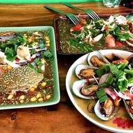 I AM j& k berger steak แฟลต พ.2 ดินแดง