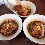 ก๋วยเตี๋ยวเรืออยุธยา ต.รุ่งเรือง รสเด็ด  1