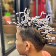 Jeed Hair Cut ตลาดนัดรถไฟศรีนครินทร์