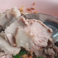 เมนูของร้าน รุ่งเรือง (ตั๋ง) ก๋วยเตี๋ยวหมู สุขุมวิท26 เจ้าเก่า สุขุมวิท 26