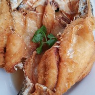 เมนูของร้าน Waterside Karaoke Restaurant