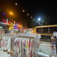 ตลาดหัวมุม