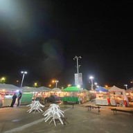 ตลาดหัวมุม