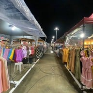 ตลาดหัวมุม