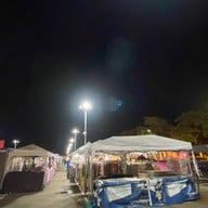 ตลาดหัวมุม