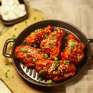 ตำรสเลิศ - ส้มตำ เตี๋ยวต้มยำ Halal มีตติ้งมอลล์