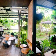GoPonJo Cafe