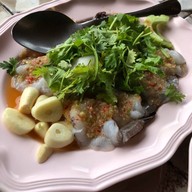 เมนูของร้าน สวนอาหารเรณู ปัว