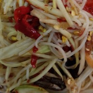 ร้านสารพัดตำเมี่ยงปลาเผาไทนคร ศรีสงคราม