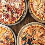 Rolling Stone Pizza Khao Takieb
