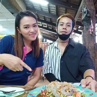 แซ่บเด้อ