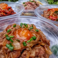 ร้านข้าวหน้าสเต็ก by เน้นเนื้อๆเนื้อเน้นๆ คลองสามวา