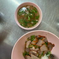 แดงบะหมี่