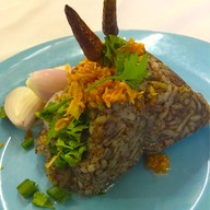 ขนมจีนป้าไร (เจ้าเก่าหลังวัดดอกเอื้อง)
