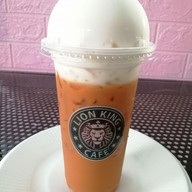 ปังหยา นมสด ข้าวขาหมูสมุนไพร น้องไอติม