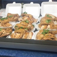 เมนูของร้าน คุณ ชัชชภาไก่ต้มน้ำปลาและปลาทอดกระเทียม สาขา2 ตลาดพิบูลย์6