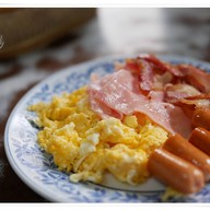 เมนูของร้าน On Lok Yun (ออน ล๊อก หยุ่น)