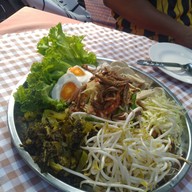 สวนขวัญ ทรอปิคอล คาเฟ่