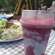 สวนขวัญ ทรอปิคอล คาเฟ่