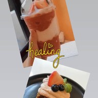 เมนูของร้าน Atomic Pills Central Embassy