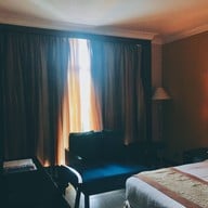 โรงแรมทินิดี