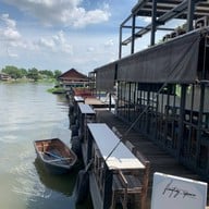 บรรยากาศ Floating Space Cafe