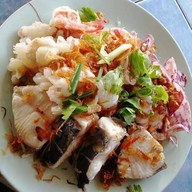 เจ้แมว โอมมาซีฟู้ดส์ เลียบหาดแม่รำพึง อำเภอบางสะพาน