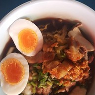 เกาเหลาเลือดหมูเจ้จอน