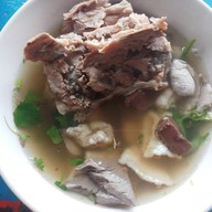 เกาเหลาเลือดหมูเจ้จอน
