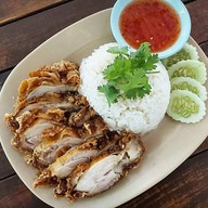 เมนูของร้าน หมูแดงขอนแก่น ตลาดโต้รุ่งร่วมจิตร