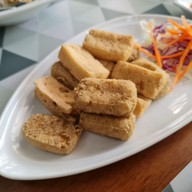 มิรา คูซีน ฮาลาล -