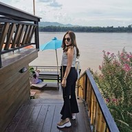 บรรยากาศ Cafe De’ River