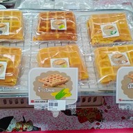 เมนู ขนมรังผึ้งโบราณ (สูตรโบราณ) & ไข่นกกระทา ตลาดโชคพิชัย ล๊อดD18