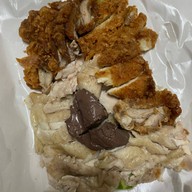 เมนูของร้าน ข้าวมันไก่ตอนน้องออม