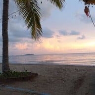 บรรยากาศ ชายหาดแหลมสิงห์