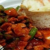 เมนูของร้าน ข้าวหมูแดงหมูกรอบ นายพล อาคารนิรมิต เขาสามยอด ลพบุรี